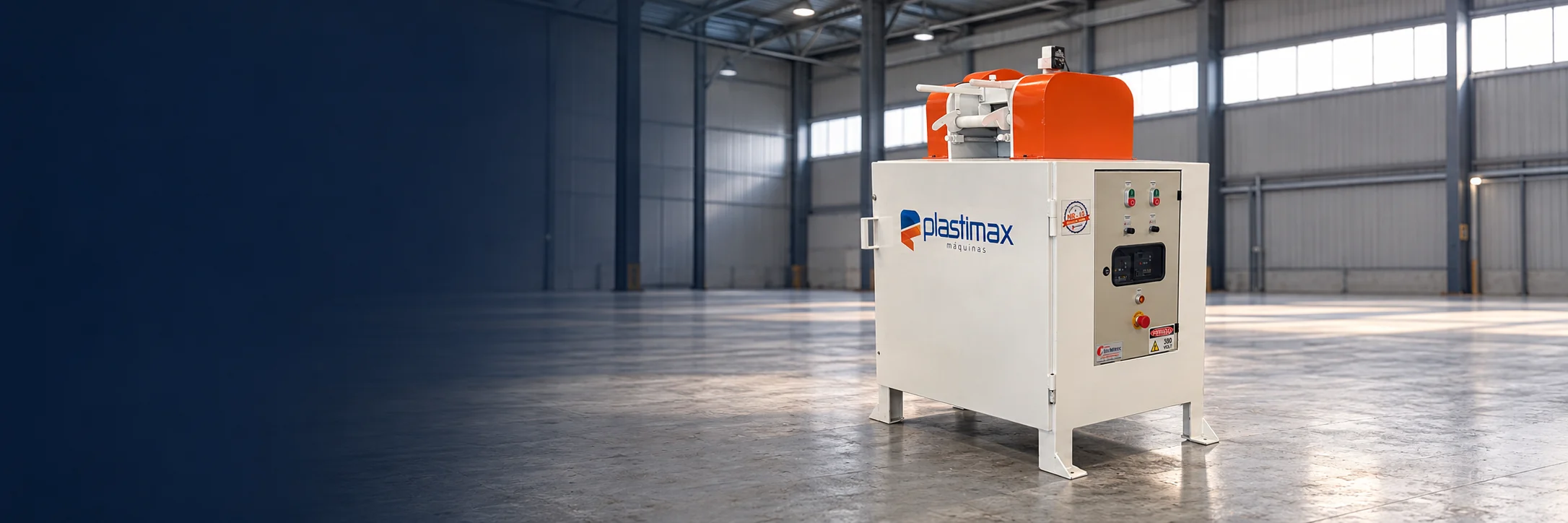 Granuladores Plastimax em ambiente industrial — ambientação ilustrativa gerada por IA